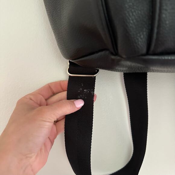 Fawn Design  Zip-Around Convertible Backpack Black - Picture 7 of 13